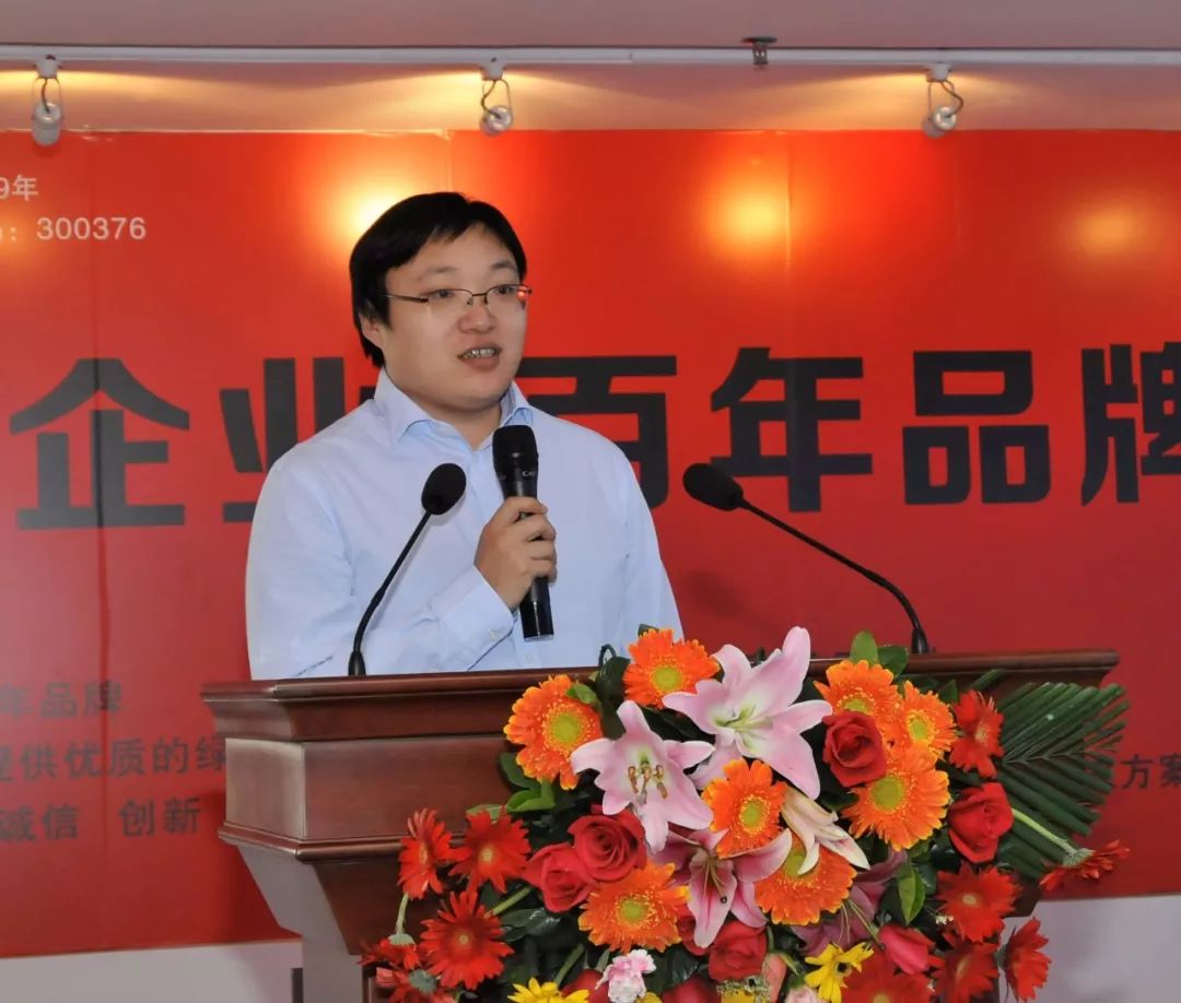 中欧体育网站 -上海海港迎社区盾关键赛，清晨再遭质疑，管理层满意，团队化学反应显著 