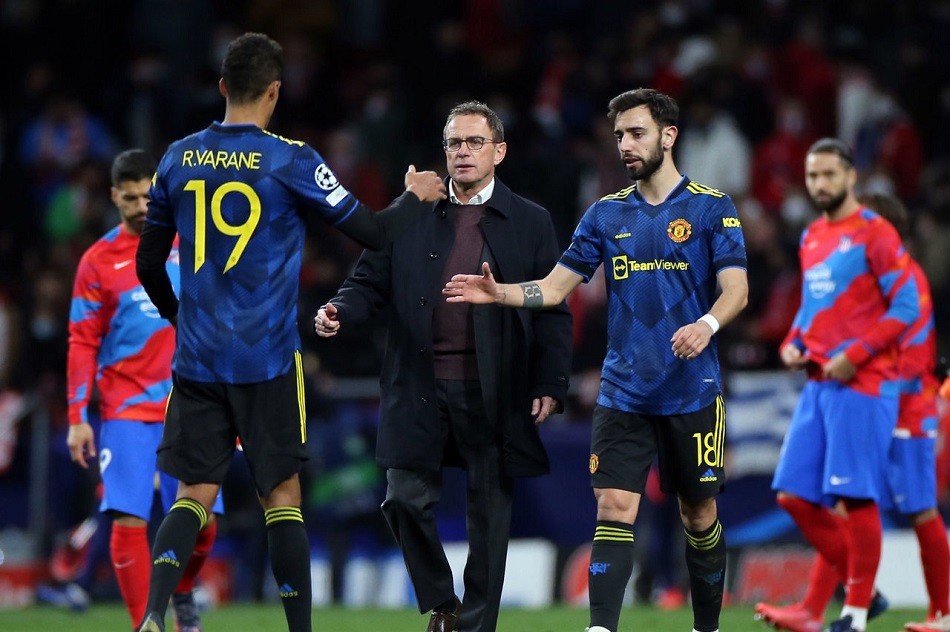 刚刚！风云突变北京首钢今夜主帅复盘今晚法兰克福调整名单以备欧冠，英超冲刺阶段再迎强敌的简单介绍