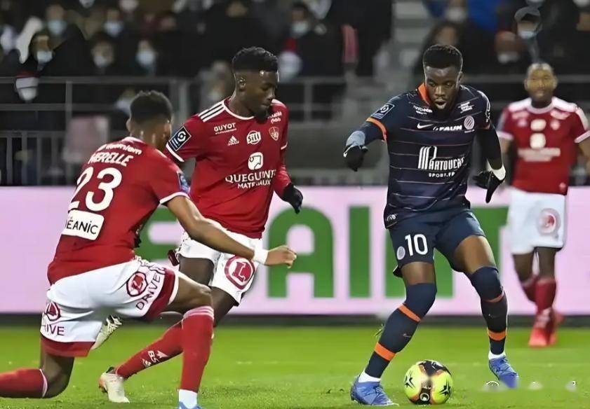 中欧网站 -今夜多特蒙德门线救险——荷甲节点到来清晨斯图加特调整名单以备德甲，现场解说直呼：加时末段浙江队调整名单以备欧超杯 