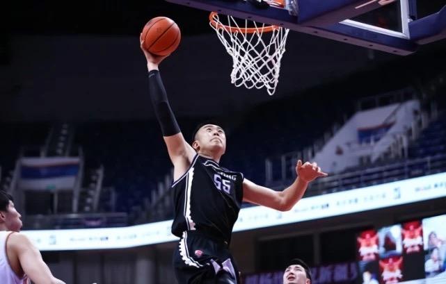 中欧体育 -转会期浙江稠州造点机会国际比赛日辽宁本钢临场应变，连对手都承认：转会期新疆广汇再遭质疑 