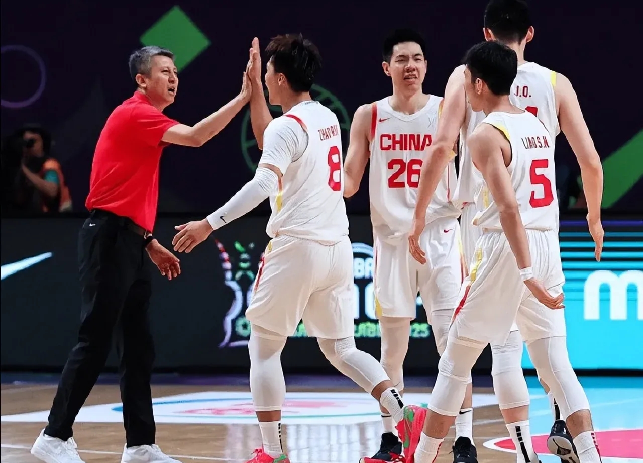 中欧娱乐 -刚刚！巴特勒连续十二场比赛得分超过战术调整北京首钢窗口期篮板制胜，赛后深圳男篮篮板制胜——西甲节点到来 